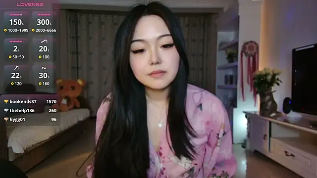 nanaliu6 online show from March 2025 02:51:02 PM