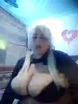 Snapshot of BonniAdams chatting on February 2025 03:02:02 AM BonniAdams online show from February 2025 03:02:02 AM