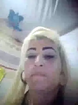 Snapshot of BonniAdams chatting on February 2025 01:08:01 AM BonniAdams online show from February 2025 01:08:01 AM