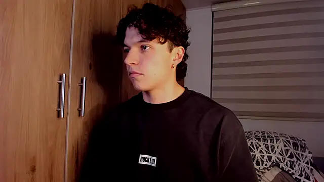 Snapshot of Mastrangelo_xxx chatting on January 2026 05:09:01 AM Mastrangelo xxx online show from January 2026 05:09:01 AM