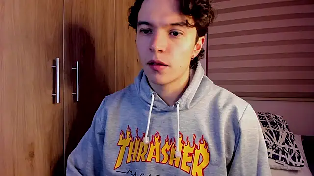 Snapshot of Mastrangelo_xxx chatting on February 2026 04:28:02 AM Mastrangelo xxx online show from February 2026 04:28:02 AM