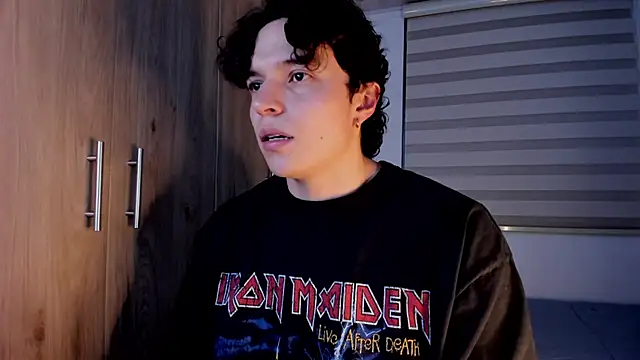 Snapshot of Mastrangelo_xxx chatting on March 2026 01:29:02 AM Mastrangelo xxx online show from March 2026 01:29:02 AM