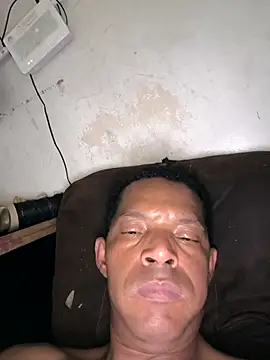 Renato571 online show from September 2025 07:48:01 PM