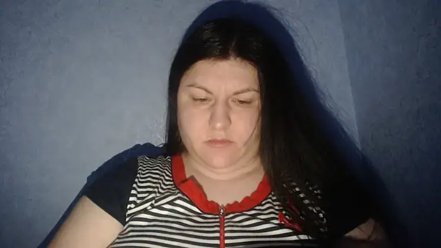 KiraSwee online show from January 2026 02:33:01 PM