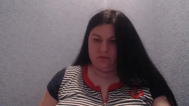 KiraSwee online show from February 2026 07:26:01 PM