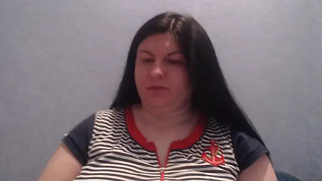 KiraSwee online show from February 2026 07:57:02 PM