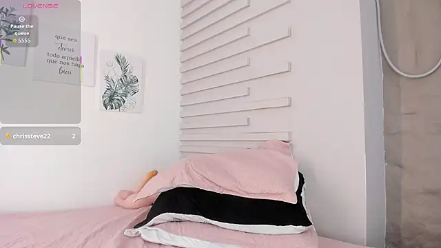 Demy Ruiz online show from September 2025 03:28:01 AM