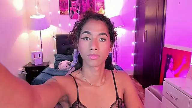 Snapshot of Alissemasiel chatting on January 2026 10:36:01 PM Alissemasiel online show from January 2026 10:36:01 PM