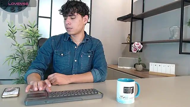 Gabriell ramirez online show from March 2025 04:47:02 AM