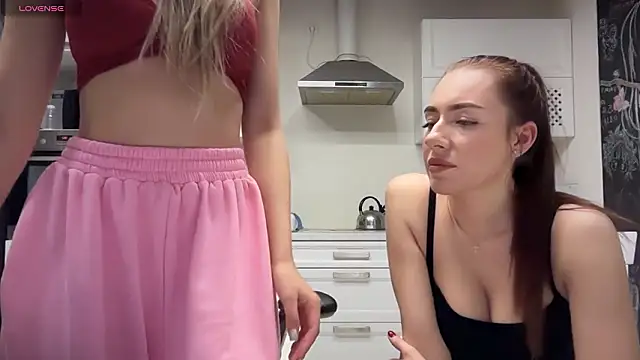 lisenok online show from March 2026 09:53:02 PM