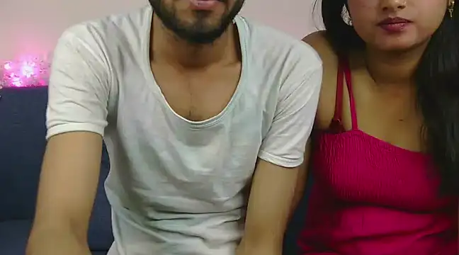 Queen Couple online show from March 2025 10:28:02 AM