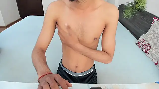 Queen Couple online show from March 2026 06:28:02 AM