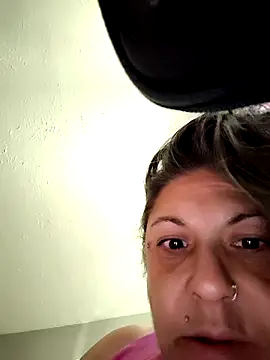 Snapshot of GsSpot69 chatting on September 2025 03:28:01 PM GsSpot69 online show from September 2025 03:28:01 PM