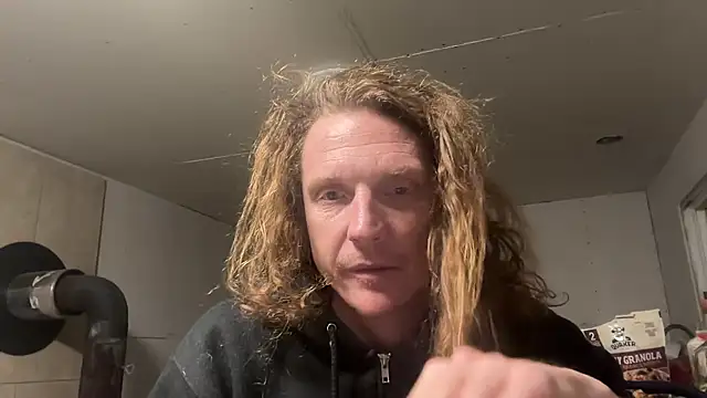 Snapshot of redone8in chatting on February 2025 03:40:01 AM redone8in online show from February 2025 03:40:01 AM