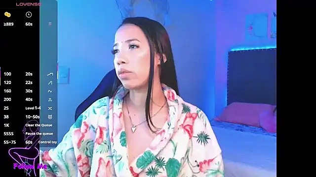 SallyWhitee online show from September 2025 04:12:01 AM