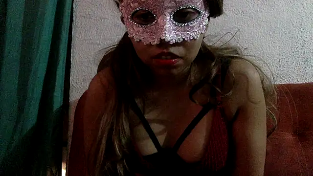 sharonlopez9611 online show from February 2025 05:01:01 AM