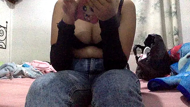 sharonlopez9611 online show from May 2026 03:33:02 AM