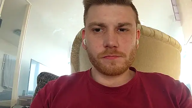 Snapshot of Foxtrott_242 chatting on January 2026 01:04:01 PM Foxtrott 242 online show from January 2026 01:04:01 PM