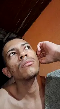 Mineirinho043 online show from February 2025 10:58:01 PM