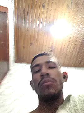 Mineirinho043 online show from March 2025 02:45:01 PM