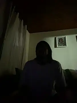 Mineirinho043 online show from February 2026 11:01:02 PM