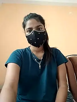 Snapshot of fuungirl38 chatting on September 2025 06:24:02 AM fuungirl38 online show from September 2025 06:24:02 AM