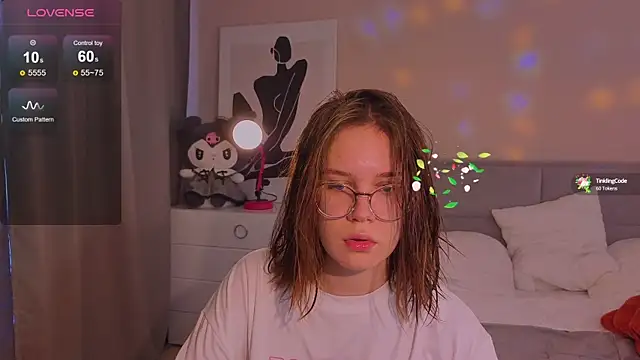 Mia Luw online show from October 2025 04:44:02 AM