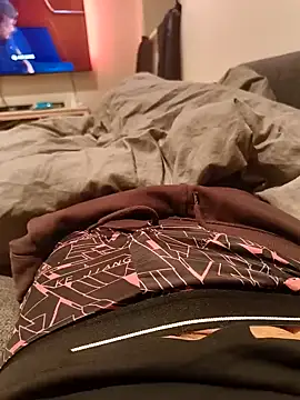 Snapshot of j3sp3r930 chatting on February 2025 06:56:02 PM j3sp3r930 online show from February 2025 06:56:02 PM