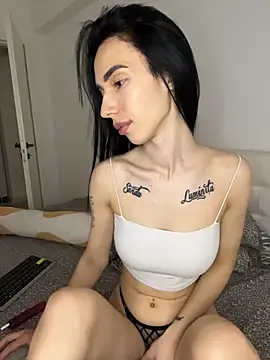 Celine Roxelle online show from May 2026 04:04:02 PM