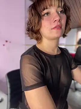 Snapshot of Maggie_Geller chatting on February 2025 08:05:02 PM Maggie Geller online show from February 2025 08:05:02 PM