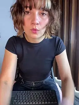 Snapshot of Maggie_Geller chatting on February 2025 02:37:02 PM Maggie Geller online show from February 2025 02:37:02 PM