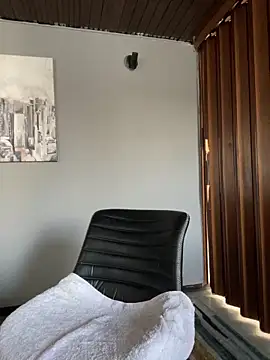 Snapshot of Maggie_Geller chatting on March 2025 12:26:02 PM Maggie Geller online show from March 2025 12:26:02 PM