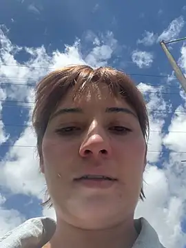 Maggie Geller online show from November 2025 03:49:01 PM