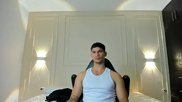ANDRES STUD online show from June 2026 03:26:01 AM