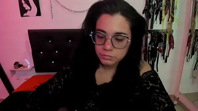Snapshot of Julieta_Carden_ chatting on April 2026 07:43:01 PM Julieta Carden online show from April 2026 07:43:01 PM