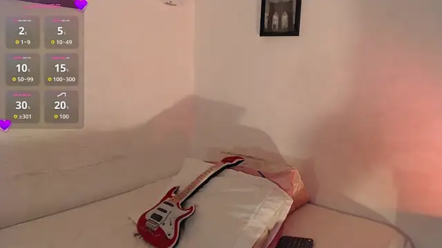 Snapshot of alaia_sweetxxx chatting on September 2025 01:10:01 AM alaia sweetxxx online show from September 2025 01:10:01 AM