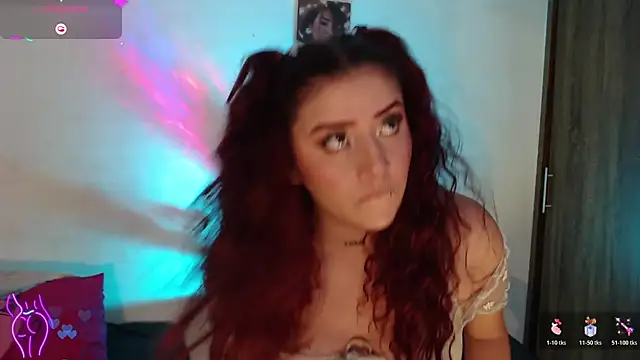 Snapshot of alaia_sweetxxx chatting on November 2025 01:06:01 AM alaia sweetxxx online show from November 2025 01:06:01 AM