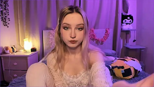 Snapshot of margorazentals chatting on November 2025 05:44:01 PM margorazentals online show from November 2025 05:44:01 PM