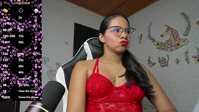 alisson hoffman05 online show from July 2026 11:24:01 PM