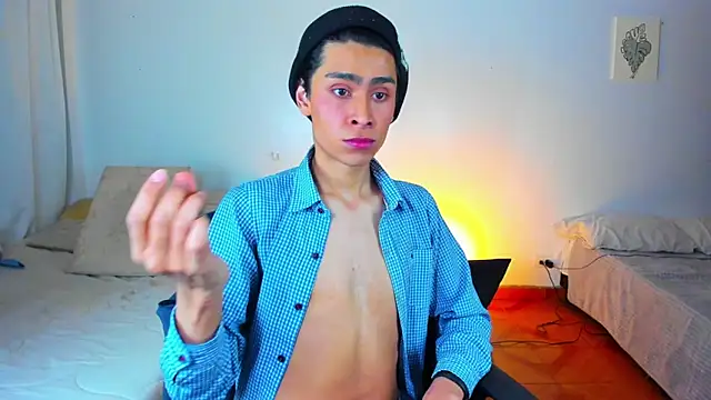 Snapshot of steve__gray chatting on March 2025 06:58:01 PM steve gray online show from March 2025 06:58:01 PM