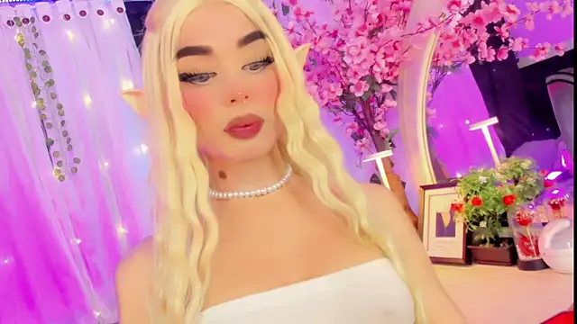 Snapshot of Irina_milkmaid chatting on December 2025 07:30:02 PM Irina milkmaid online show from December 2025 07:30:02 PM