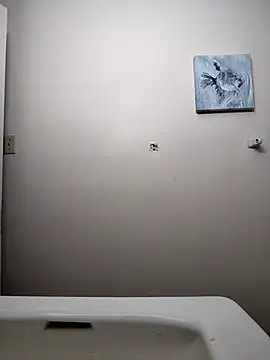 Locdawgg11 online show from April 2026 11:42:01 PM