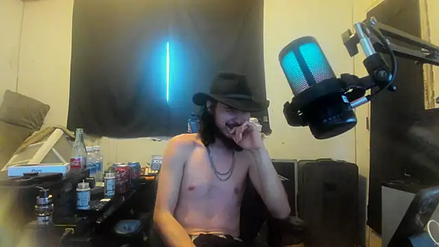 nuttyking2022 online show from February 2025 09:26:02 PM