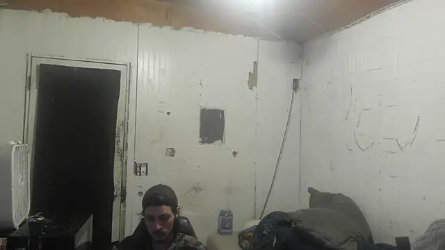 nuttyking2022 online show from October 2025 04:34:02 AM