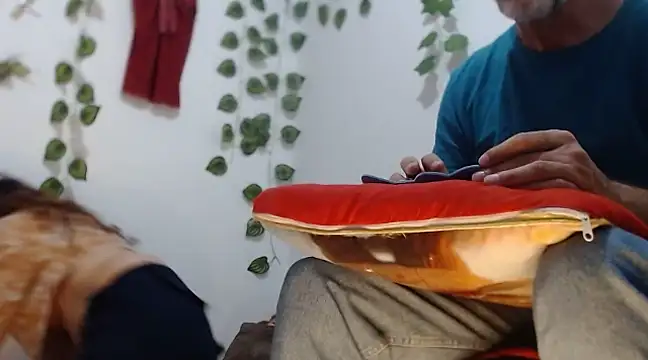 jeans and emma online show from February 2025 11:09:01 PM