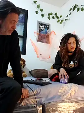 jeans and emma online show from November 2025 02:46:02 AM