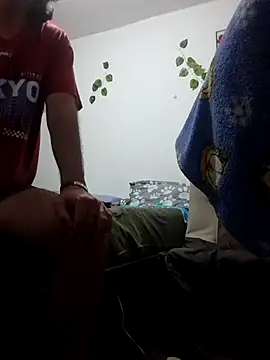 jeans and emma online show from November 2025 01:39:01 AM