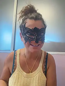 Loveblackzilla online show from May 2026 09:59:01 AM
