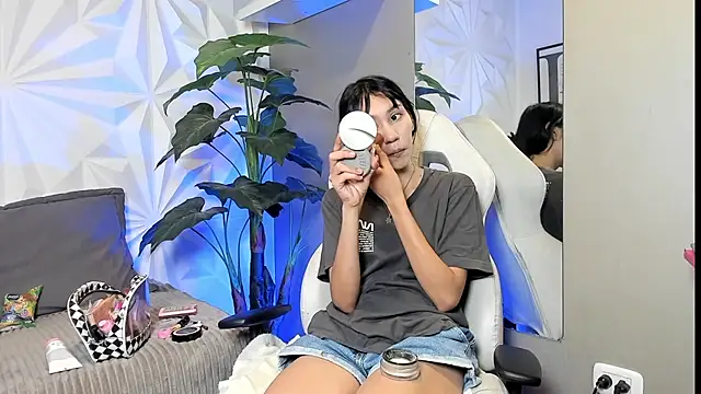Snapshot of Miaa_Lee7 chatting on November 2025 08:42:01 PM Miaa Lee7 online show from November 2025 08:42:01 PM