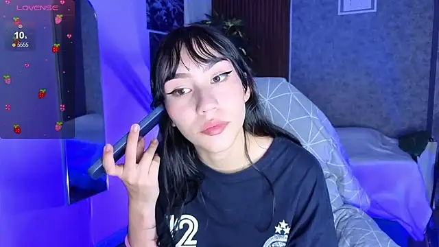 Snapshot of Miaa_Lee7 chatting on April 2026 08:42:02 PM Miaa Lee7 online show from April 2026 08:42:02 PM